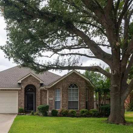 Buy this 3 bed house on 2212 London Drive in Plano, TX 75025
