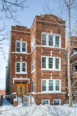 Image 1 - 2054 North Campbell Avenue, Chicago, IL 60647, USA - House for sale