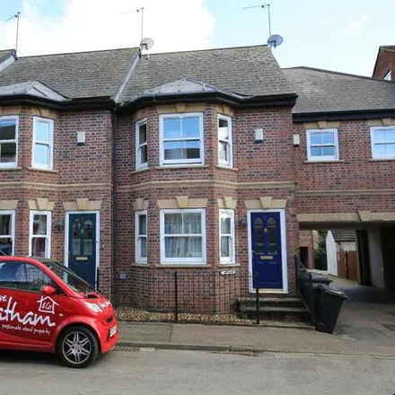Buy this 4 bed townhouse on 1 Dudley Mews in Leighton Buzzard, LU7 1SH