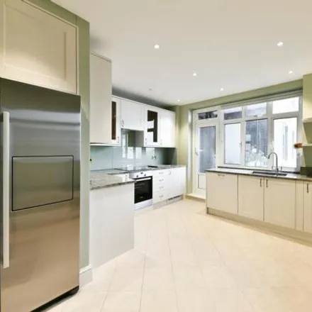 Image 4 - Melton Court, Onslow Crescent, London, SW7 3JP, United Kingdom - Apartment for sale