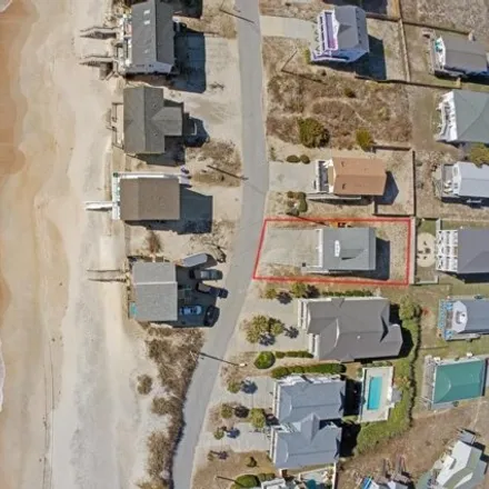 Image 4 - 2013 North Shore Drive, West Onslow Beach, Surf City, NC 28445, USA - House for sale