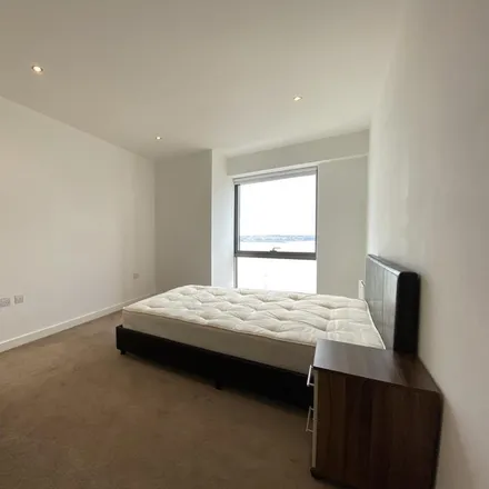Image 7 - Alexandra Tower, 19 Princes Parade, Liverpool, L3 1BD, United Kingdom - Townhouse for rent