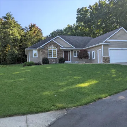Buy this 3 bed house on 5320 Stevendale Drive in Georgetown Township, MI 49426