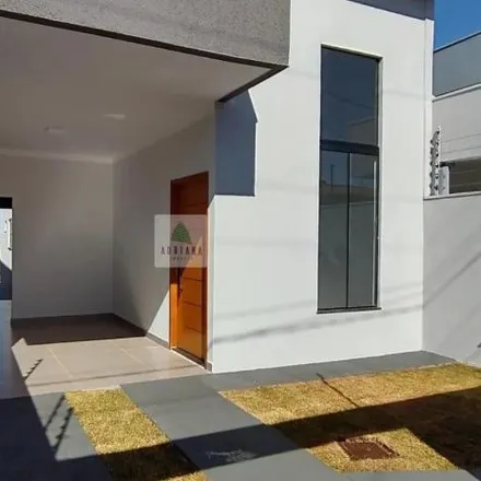Buy this studio house on Rua 14 in Residencial Vale do Sol, Anápolis - GO