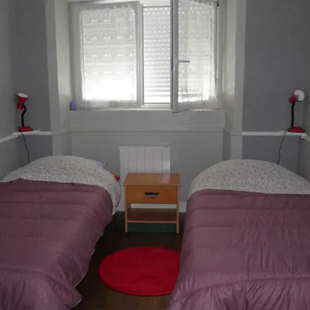 Rent this 2 bed house on 35560 Bazouges-la-Pérouse