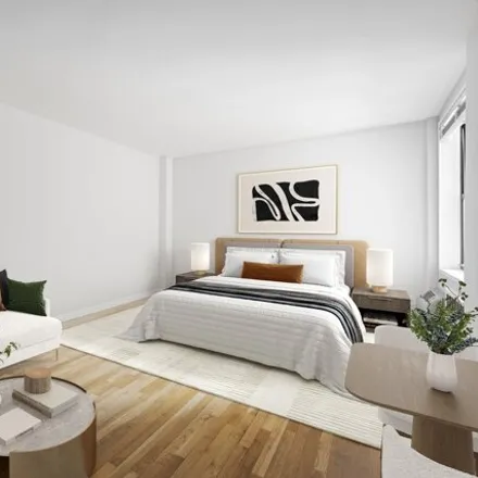 Rent this studio house on 85 4th Avenue in New York, NY 10003