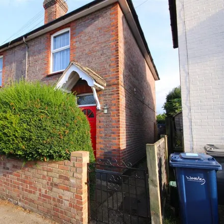 Rent this 2 bed house on Fern Road in Godalming, GU7 3EP