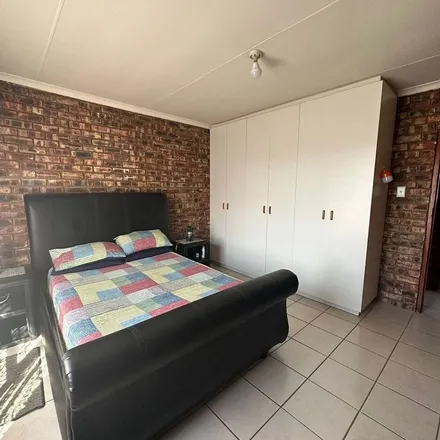 Image 2 - Republiek Park, Leipoldt Street, Nelson Mandela Bay Ward 52, Despatch, 6220, South Africa - Apartment for rent