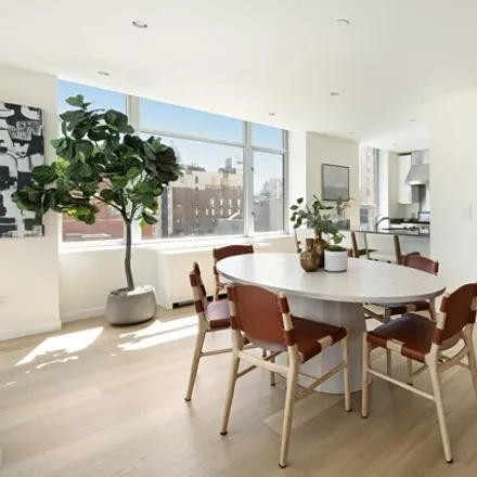 Image 5 - 201 West 17th Street, New York, NY 10011, USA - Condo for sale