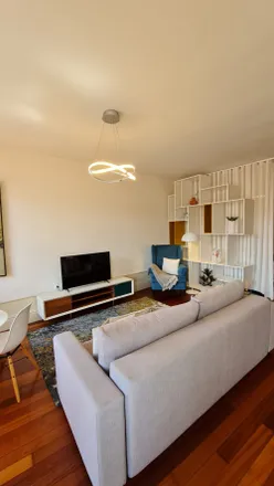 Image 2 - Drogaria Moura, Largo de São Domingos, 4050-420 Porto, Portugal - Apartment for rent