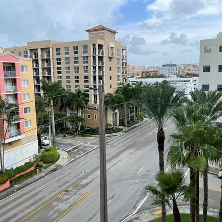 Image 2 - 2665 Southwest 37th Avenue, Miami, FL 33133, USA - Apartment for rent