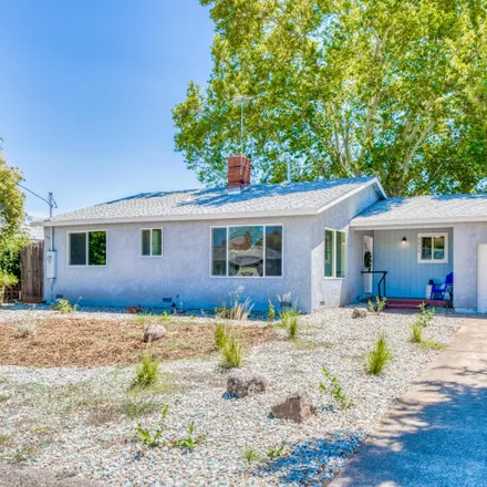 Buy this 3 bed house on 2519 Hawn Avenue in Redding, CA 96002