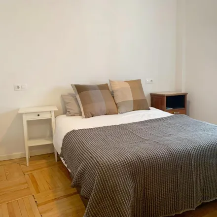 Rent this 2 bed apartment on Madrid in A Cañada, Calle Alonso del Barco
