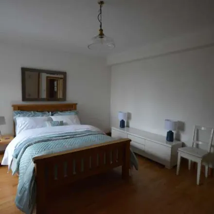 Image 4 - Braemore Court, Cockfosters Road, London, EN4 0DF, United Kingdom - Apartment for rent