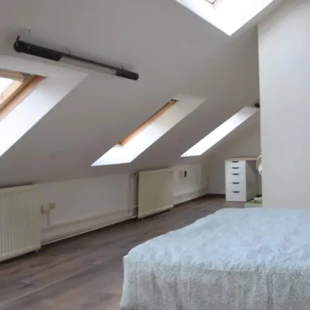 Rent this 6 bed room on Boženy Němcové 455/1 in 120 00 Prague, Czechia