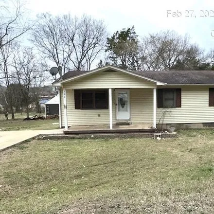 Buy this 3 bed house on 374 Morris Avenue in Clifton, TN 38425