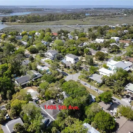 Image 4 - 1406 5th Avenue, Tybee Island, Chatham County, GA 31328, USA - House for sale