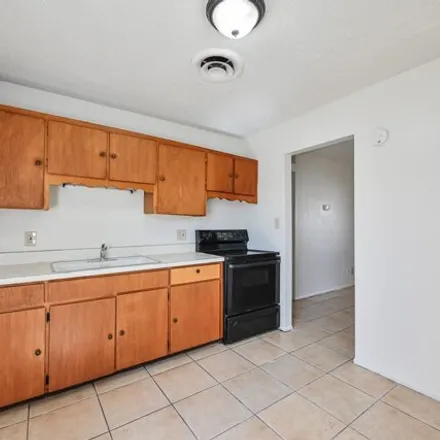 Image 8 - 1107 East Eva Street, Phoenix, AZ 85020, USA - Apartment for rent