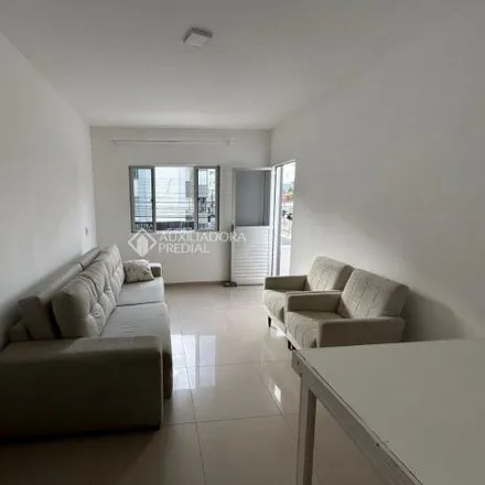 Buy this 2 bed house on Rua 3198 in Centro, Balneário Camboriú - SC