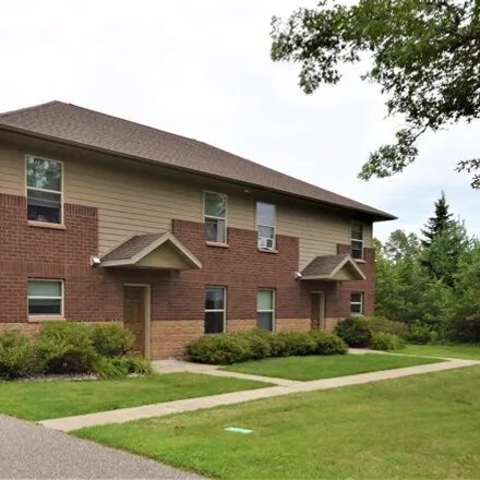 Buy this studio townhouse on 3711 Doolittle Drive in Stevens Point, WI 54481