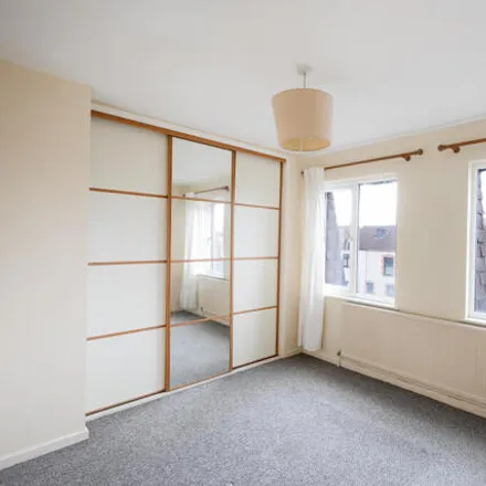 Image 3 - The Gloucester Old Spot, 138-140 Kellaway Avenue, Bristol, BS6 7YQ, United Kingdom - Apartment for sale