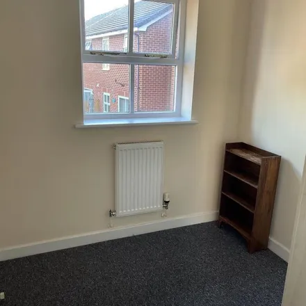 Image 8 - 200 Greenheys Lane West, Manchester, M15 5AF, United Kingdom - Townhouse for rent