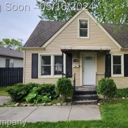 Buy this 3 bed house on 27236 Osmun Street in Madison Heights, MI 48071
