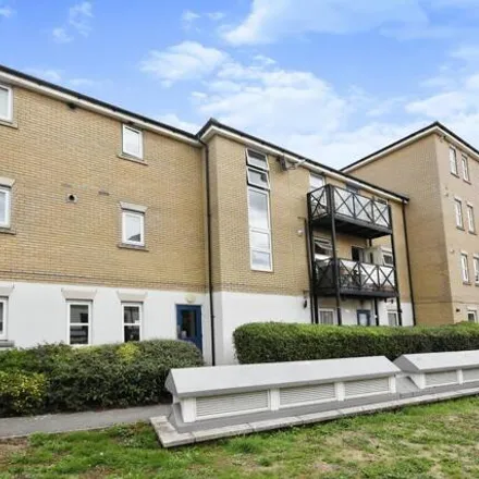 Buy this 2 bed apartment on Norwich Crescent in London, RM6 4UN