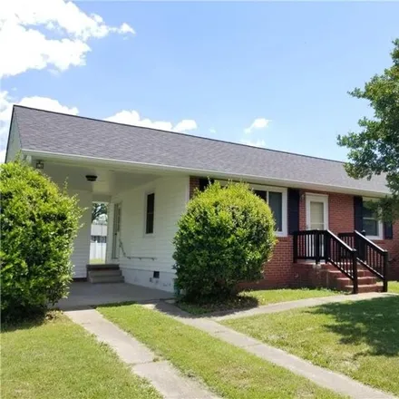 Rent this 3 bed house on 927 Foley Drive in James City County, VA 23185