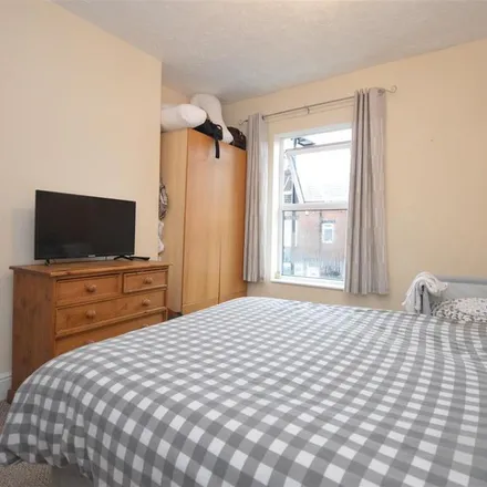 Image 7 - Lynmouth Road, Sheffield, S7 2DF, United Kingdom - Townhouse for rent