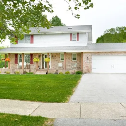Buy this 3 bed house on 567 Benco Court in Schererville, IN 46375
