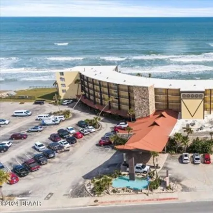 Image 2 - Hawaiian Inn Beach Resort, South Atlantic Avenue, Daytona Beach, FL 32118, USA - Condo for sale