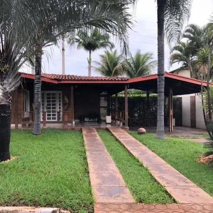 Buy this 3 bed house on Rua Doutor Walter Ferreira Barreto in Ibituruna, Montes Claros - MG