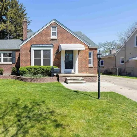 Image 2 - 2174 Hawthorne Road, Grosse Pointe Woods, MI 48236, USA - House for sale