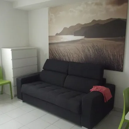 Rent this 3 bed apartment on 141 Chemin Saint-Pierre in 31170 Tournefeuille, France