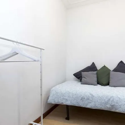 Rent this 3 bed apartment on B&K in Calle de Pedro María Ric, 50008 Zaragoza
