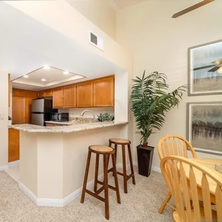 Image 3 - unnamed road, San Diego, CA 92131, USA - Condo for sale