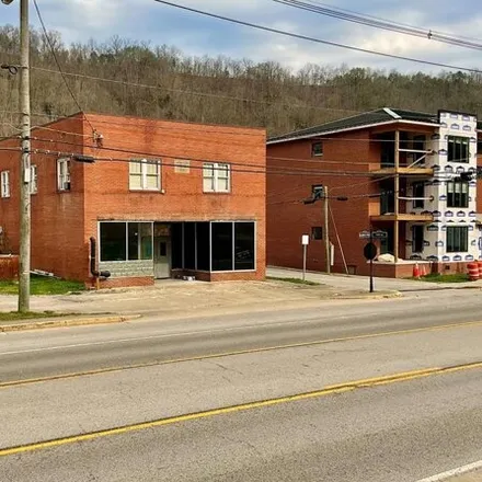 Buy this studio house on 107 Yost Street in Pikeville, KY 41501