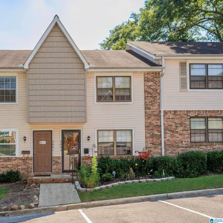 Buy this 2 bed condo on 2601 Southbury Circle in Gentilly Forest, Vestavia Hills