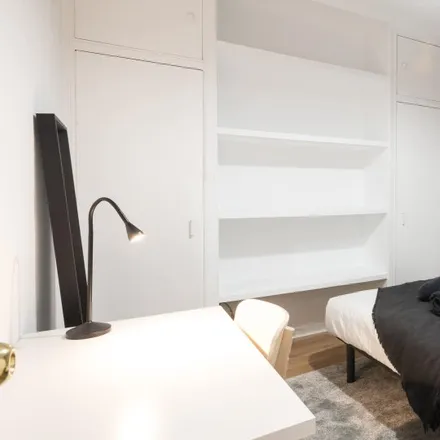 Rent this 8 bed room on Calle de Barbieri in 1, 28004 Madrid