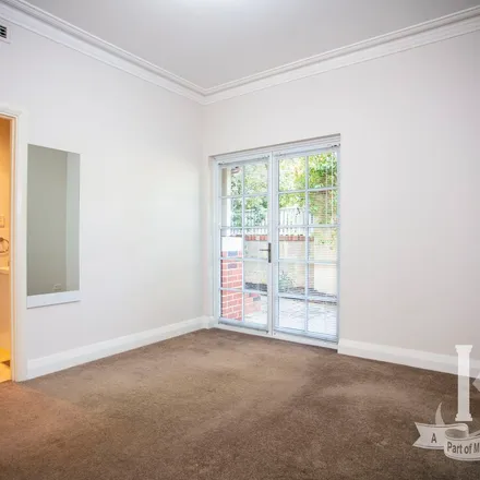 Image 3 - Bossman, Astor Lane, Mount Lawley WA 6050, Australia - Apartment for rent