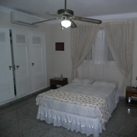 Rent this 2 bed house on Havana in Querejeta, CU