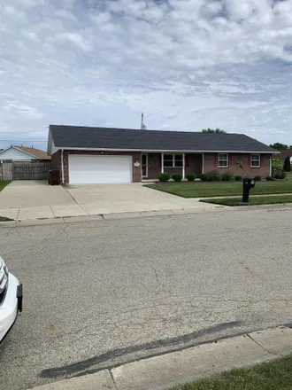 Buy this 3 bed house on 3944 Delmar Circle in Clark County, OH 45503