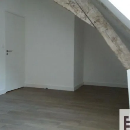 Image 5 - 2 Rue de Lolliette, 62000 Arras, France - Apartment for rent