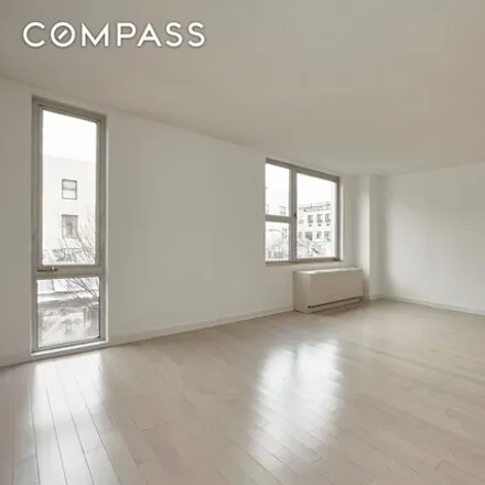 Rent this studio house on HSBC in 252 Bedford Avenue, New York