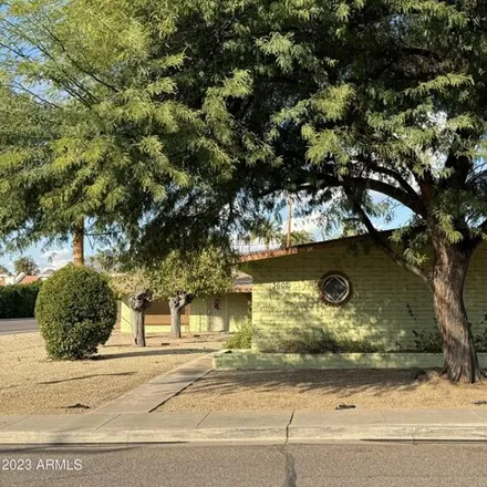 Buy this studio house on 3602 East Glenrosa Avenue in Phoenix, AZ 85018