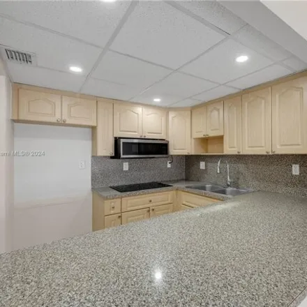 Buy this 2 bed condo on 1541 West 44th Place in Hialeah, FL 33012