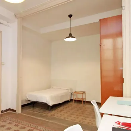 Rent this 8 bed room on Hostal Fina in Carrer de la Portaferrissa, 11