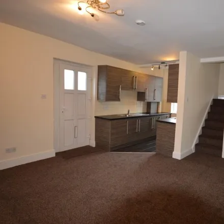 Image 2 - Manchester Road, Pendlebury, M27 4UP, United Kingdom - Apartment for rent