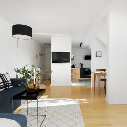 Rent this 2 bed apartment on Raabestraße 15 in 10405 Berlin, Germany